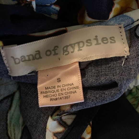 Band of Gypsies Navy and Floral Jumpsuit Sz S - Picture 3 of 4